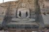 Гал Вихара. Статуя сидящий Будды в дхьяна-асане.
